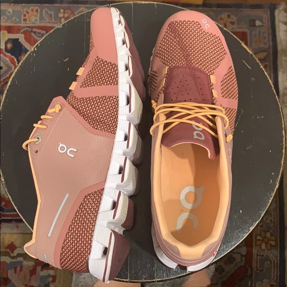 Shoes - On-Running Cloud shoes